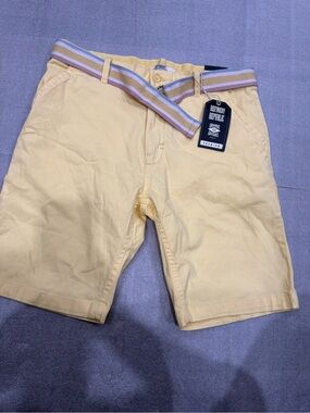 [34]Refinery Republic Men’s Yellow Cotton Chino Shorts with Stripe Belt